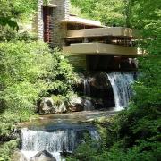 Frank Lloyd Wright - Fallingwater House